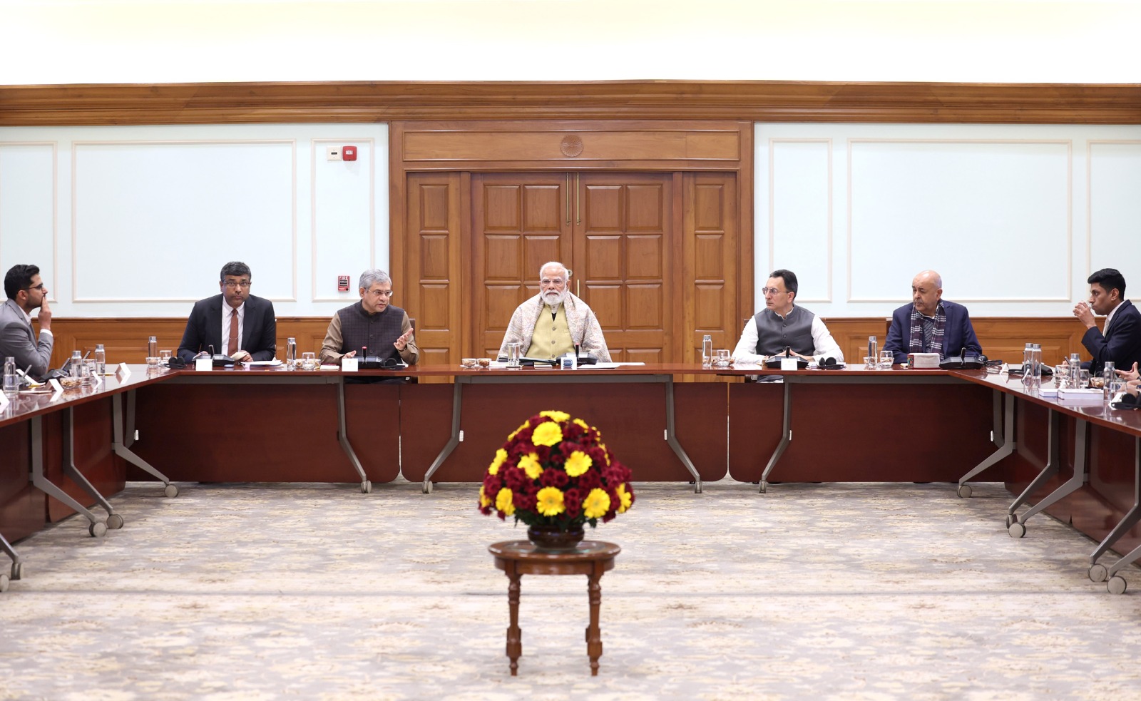 prime-minister-modi-chaired-a-roundtable-meeting-with-indian-ai-startups